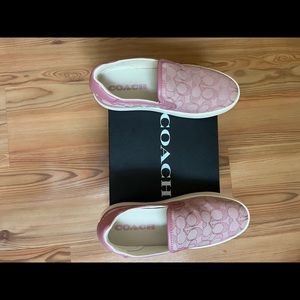 Size 7 new coach pink slip on shoes